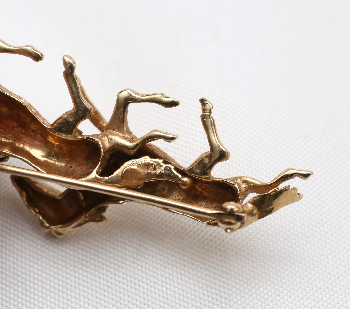 14k Yellow Gold Double Horse Pin, 7.1g