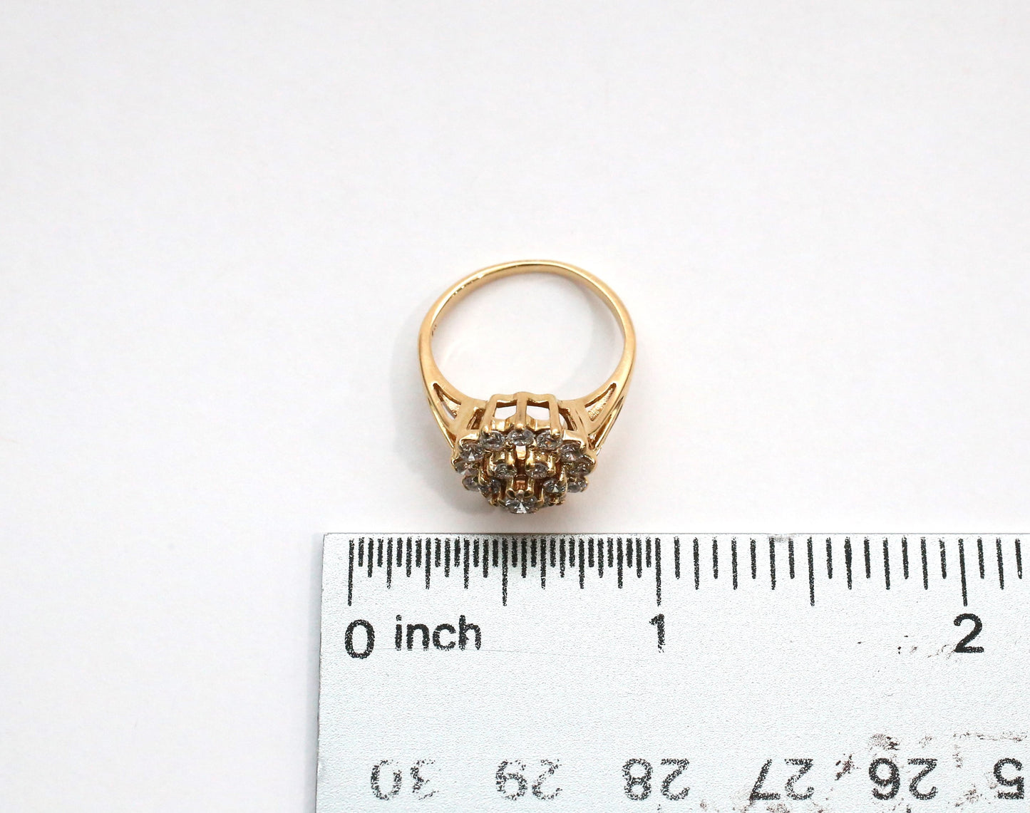 18k Yellow Gold Diamond Cocktail Ring, Size 5.5 - 3.8g