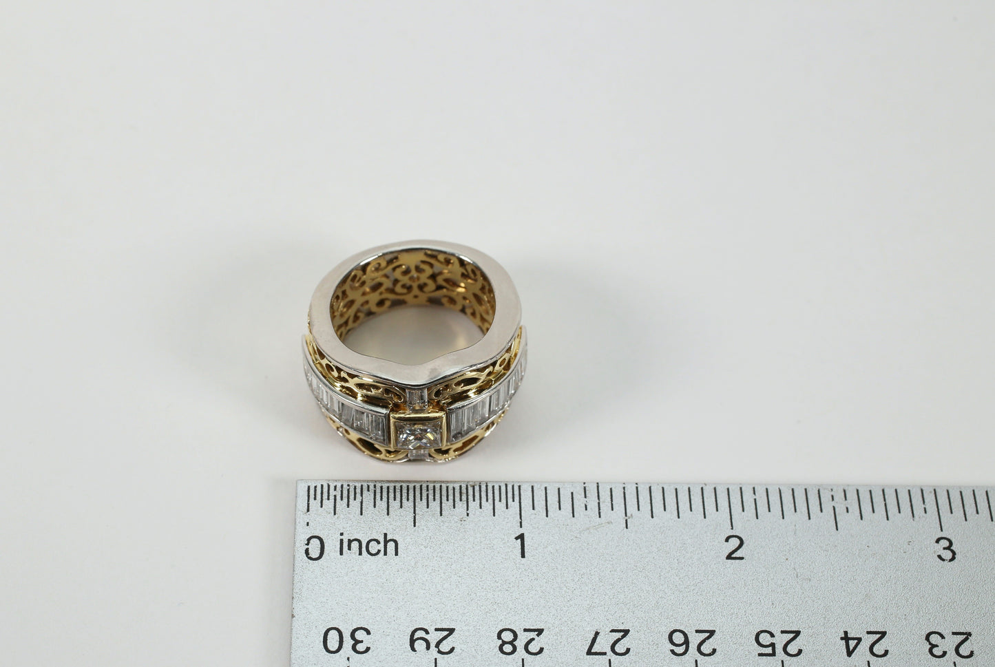 Platinum & 18k Yellow Gold Diamond Ring, Size 9.75 - 21.1g