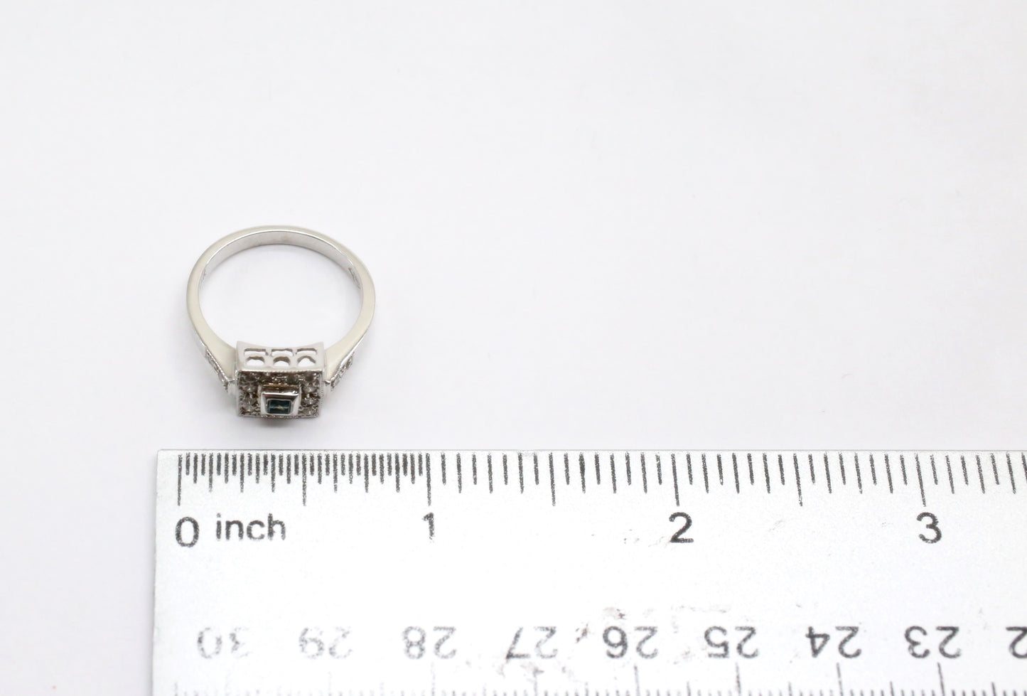 14k White Gold Blue Diamond Ring, Size 6.75 - 3.6g