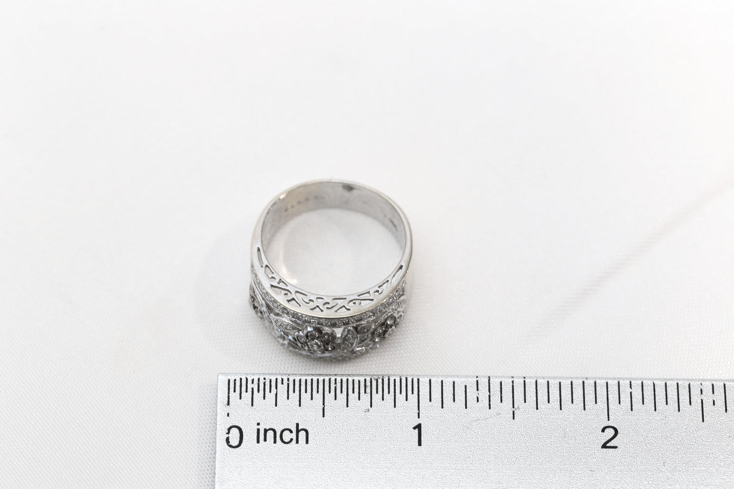 Le Vian 18k White Gold Diamond Ring, Size 9 - 8.9g