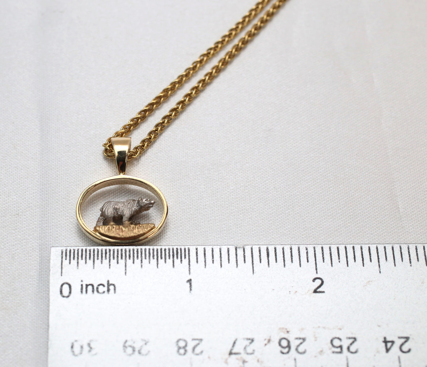 14k Yellow Gold Oval Bear Pendant Necklace, 22 inches - 6.3g