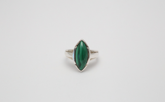 Sterling Silver Malachite Ring, Size 8.25 - 7.7g