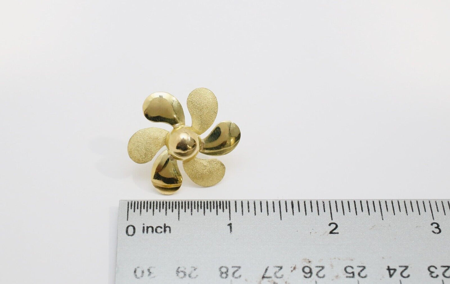 18k Yellow Gold Flower Earrings, 6.5g