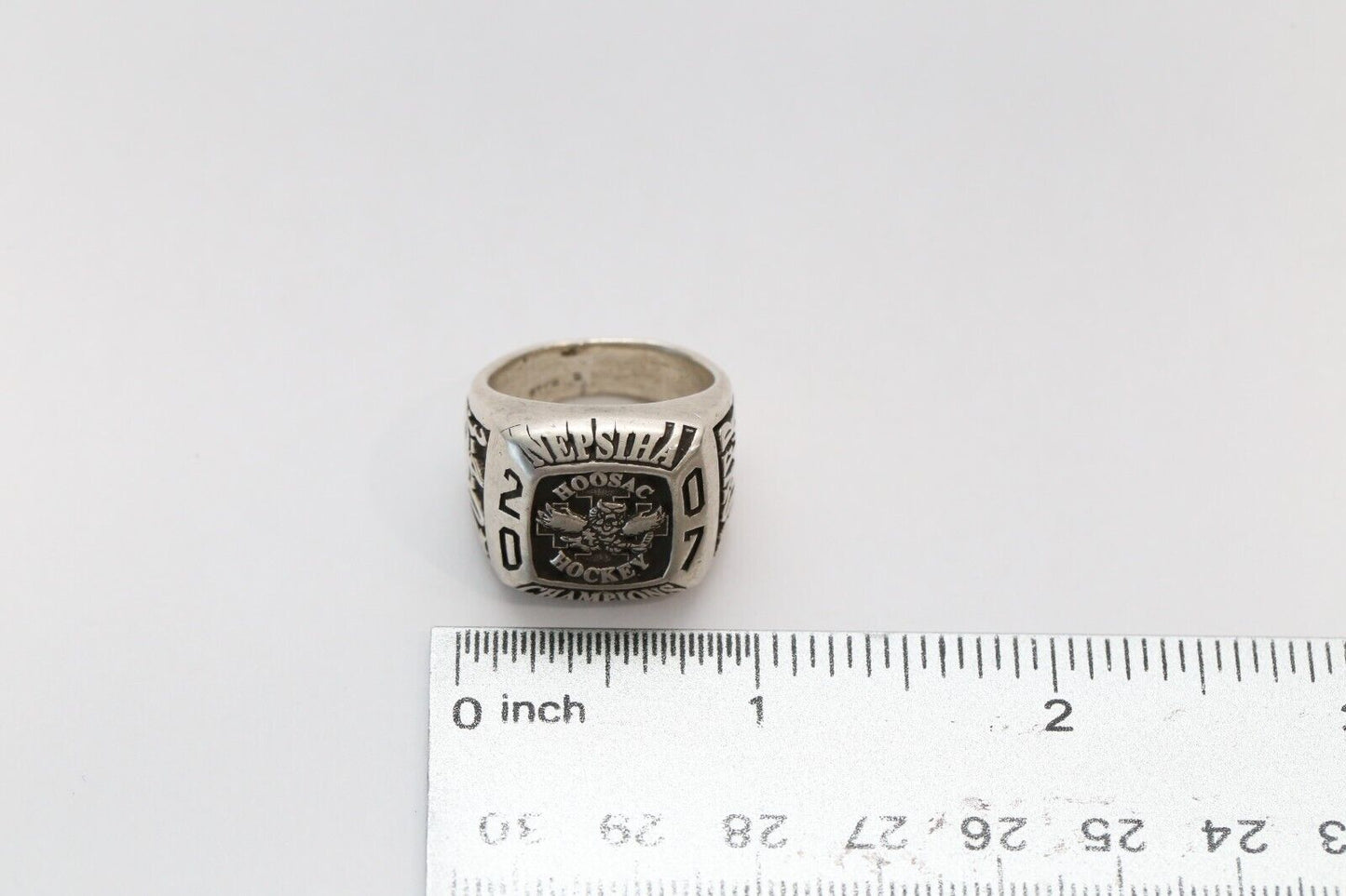Sterling Silver 2007 Nepsiha "Hoosac Hockey" Champions Ring, Size 8.5 - 31.2g
