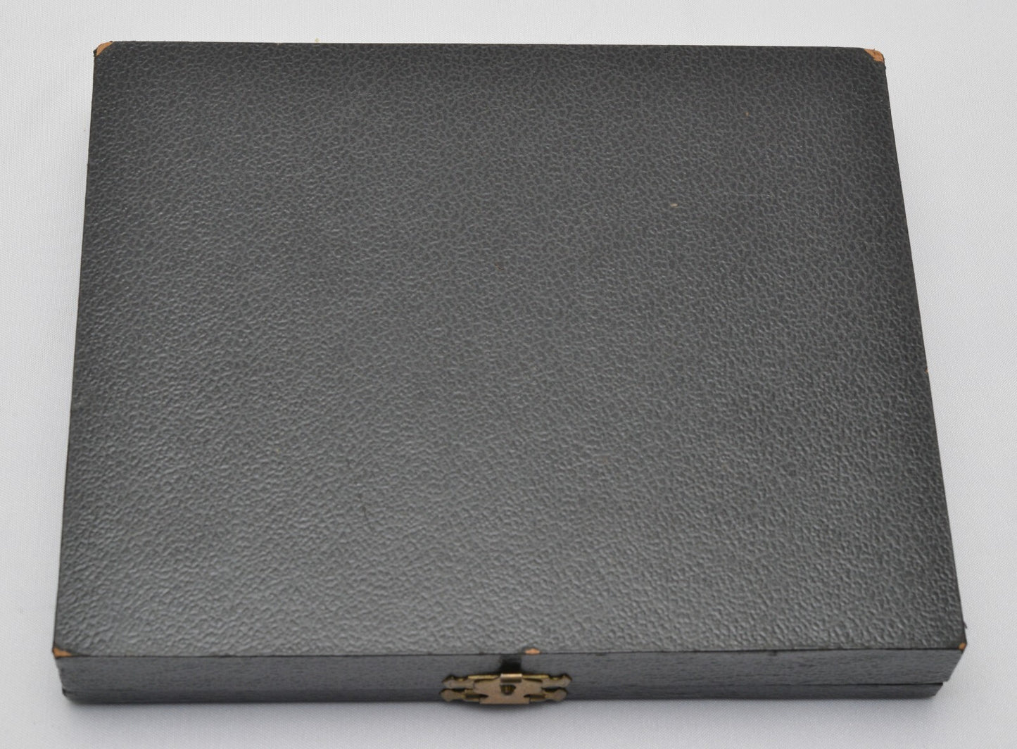 Eales of Sheffield Mother of Pearl 6pc Knife Set & Case