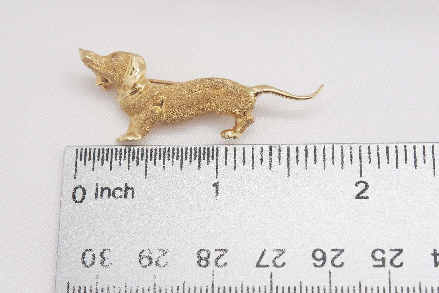 14k Yellow Gold Dog Brooch - 4.0g