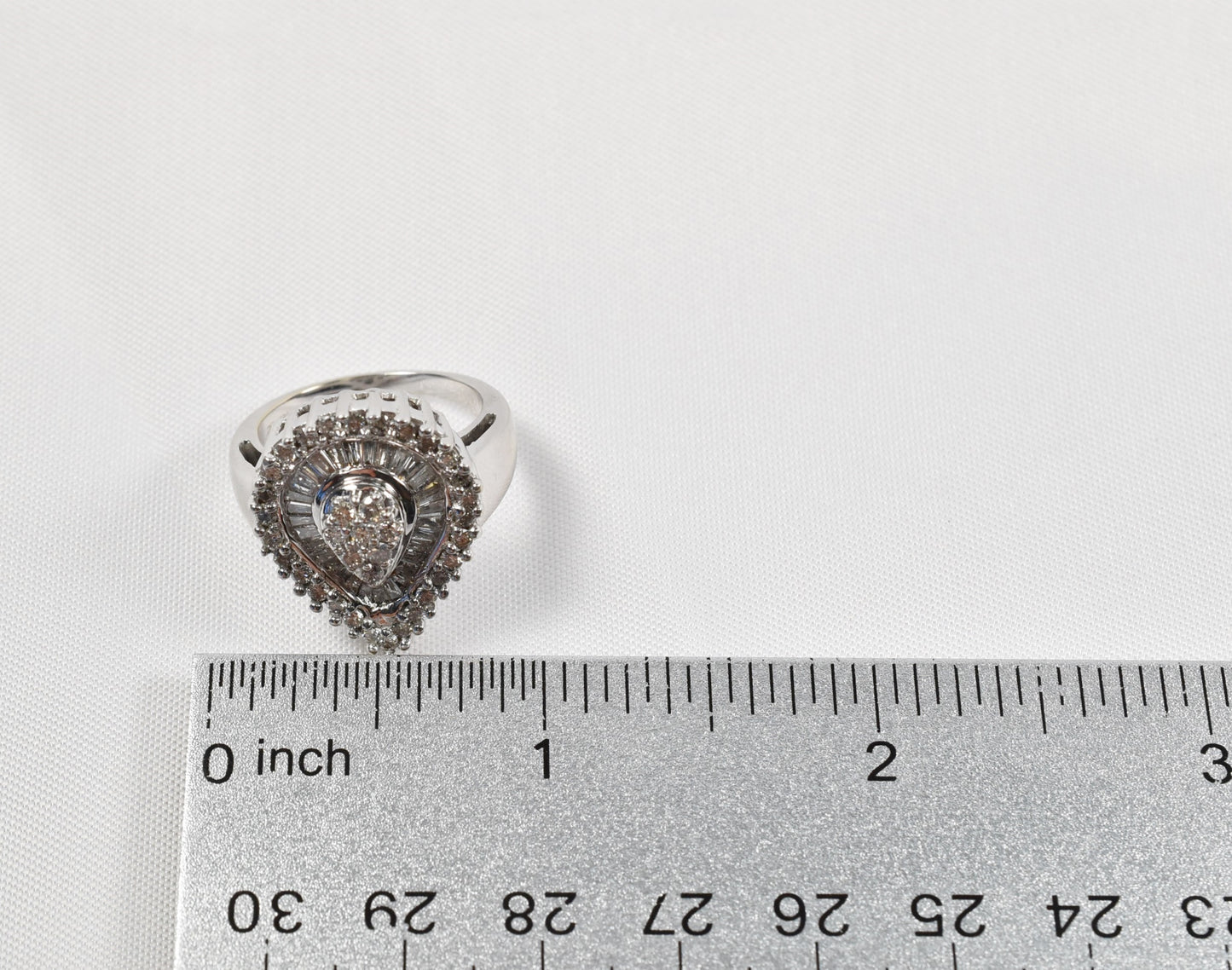 14k White Gold Pear Shaped Diamond Cluster Ring, Size 7.5 - 12.3g