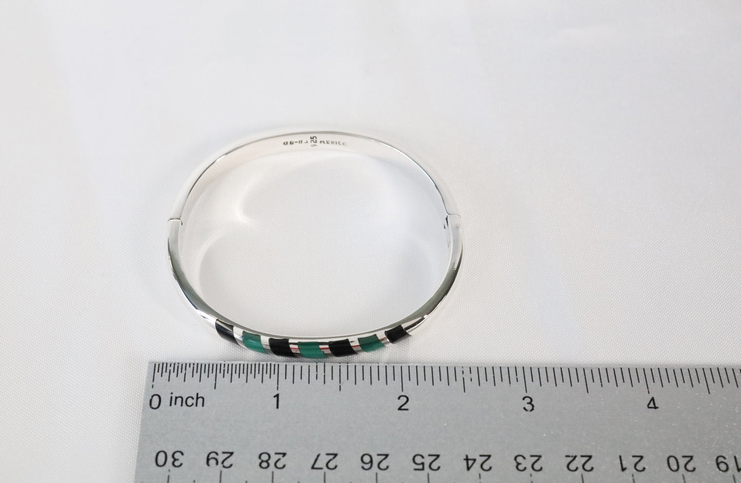 Sterling Silver Malachite & Black Onyx Bangle Bracelet, 7 inches - 39.2g