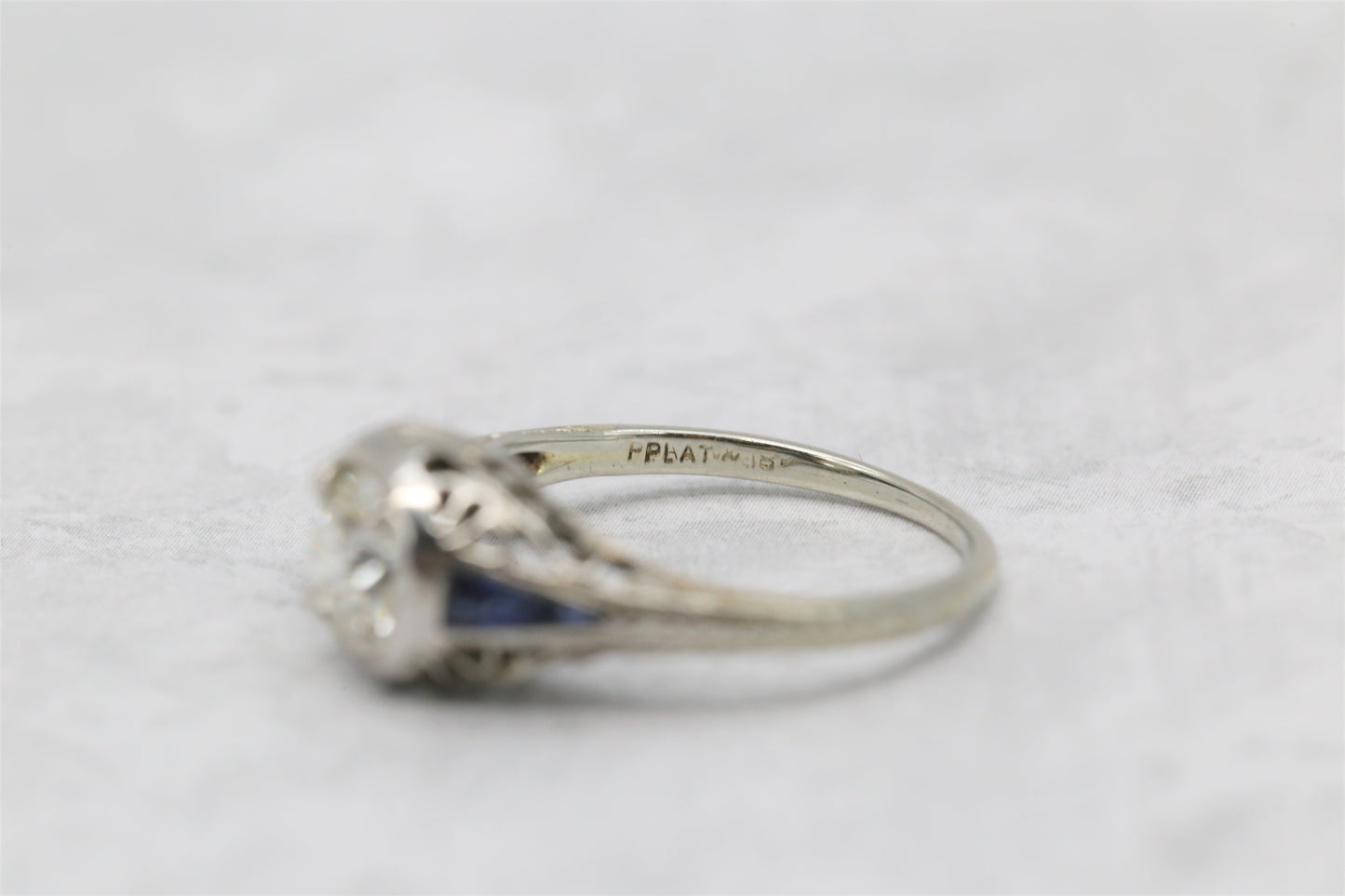 Vintage Art Deco Platinum Diamond & Sapphire Filigree Ring, Size 4 - 2.0g