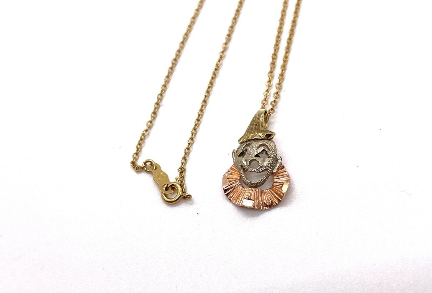 14k Yellow Gold Chain with Tri-Gold Clown Charm, 2.2g
