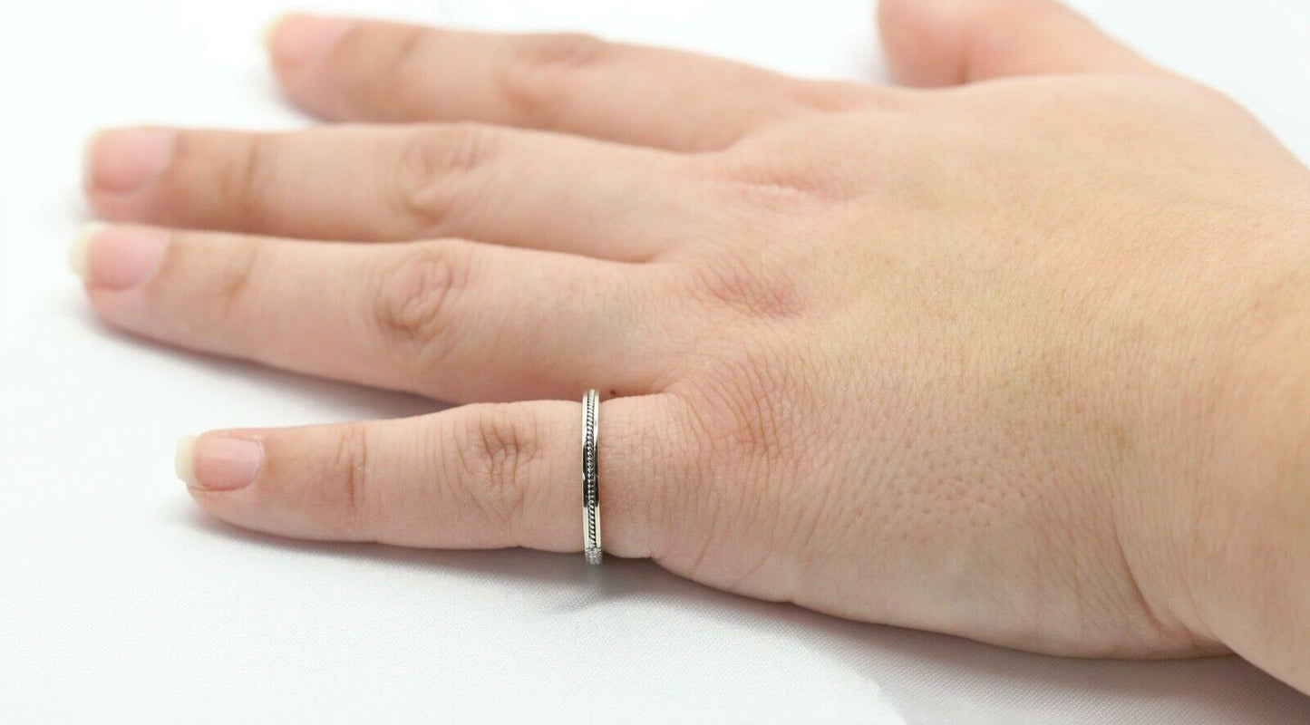 18k White Gold Diamond Banded Ring, Size 6.25 - 2.3g