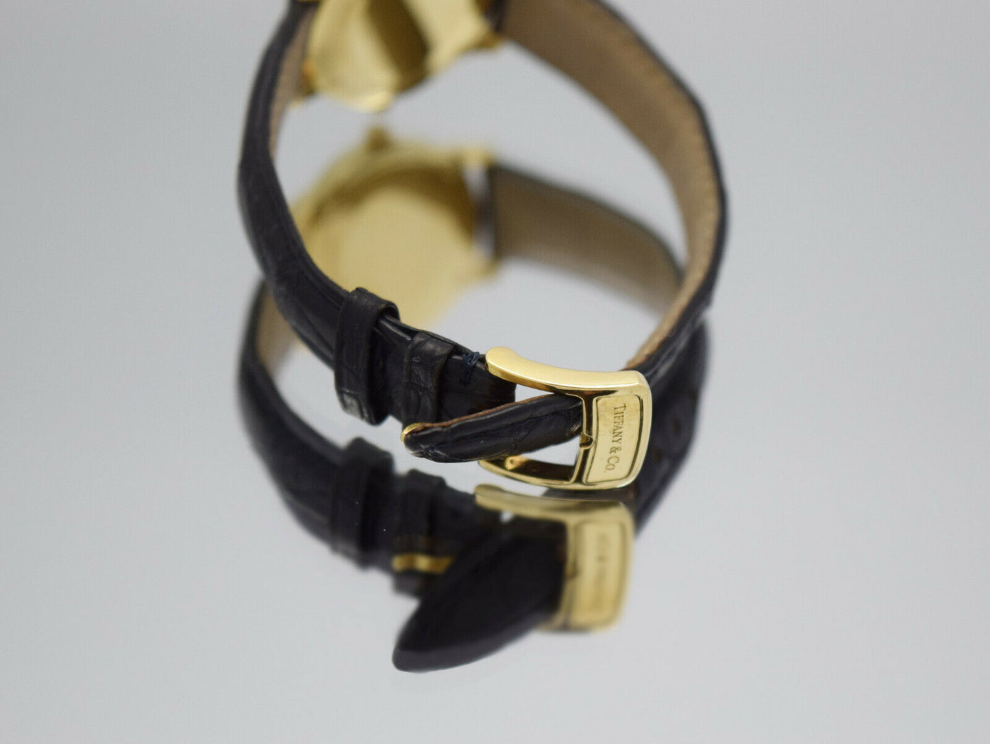 Tiffany & Co 18k Yellow Gold Round Roman Dial Quartz Watch 27mm