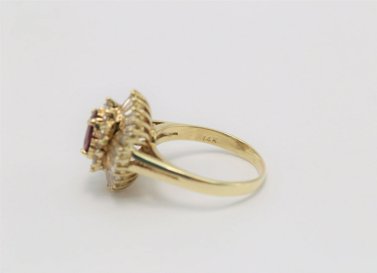14k Yellow Gold Oval Ruby & Diamond Ladies Ring, Size 7 - 6.5g