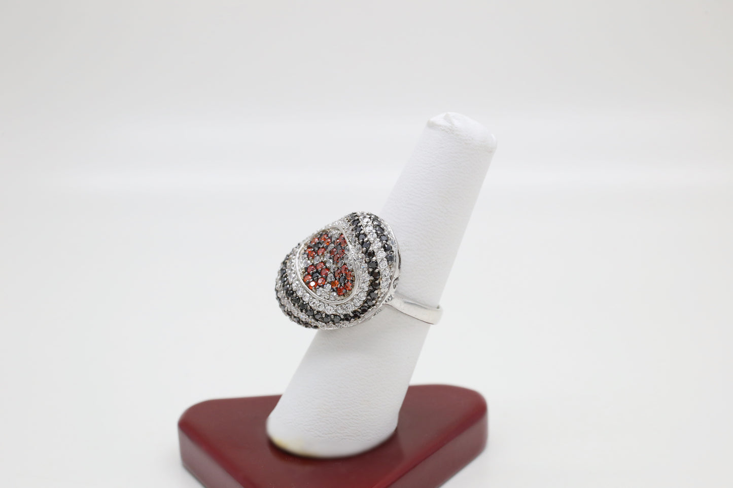 Sterling Silver Black White & Orange Floral Bean Ring, Size 8 - 10.9g