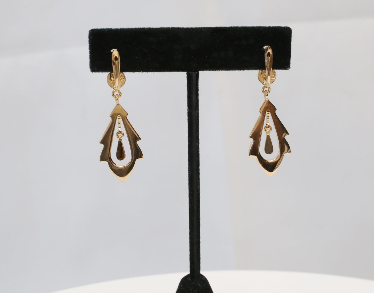 18k Yellow Gold Dangle Earrings, 5.9g