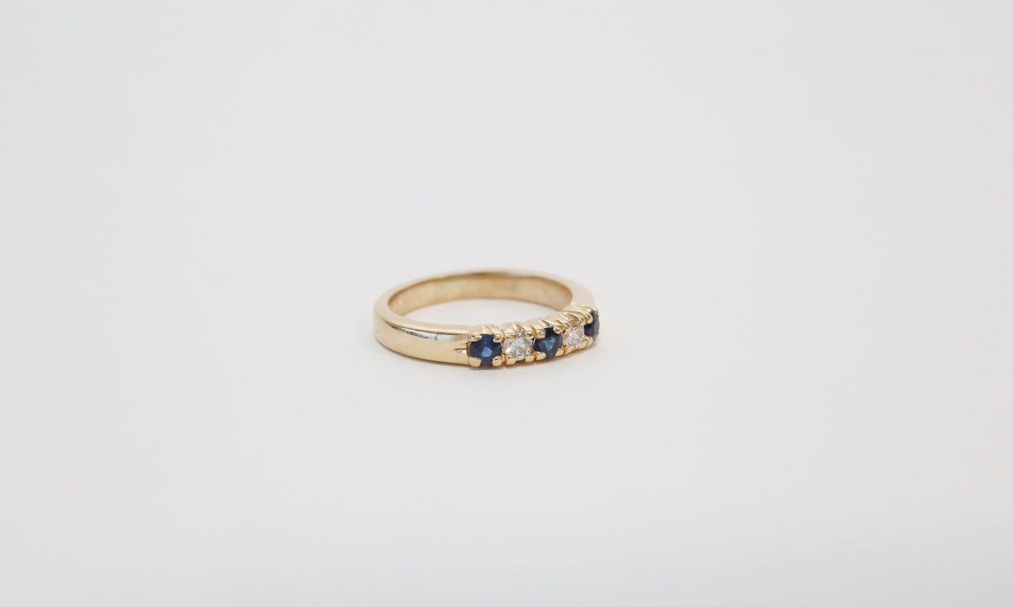 14k Yellow Gold Sapphire & Diamond Ring, Size 5.5 - 3.6g