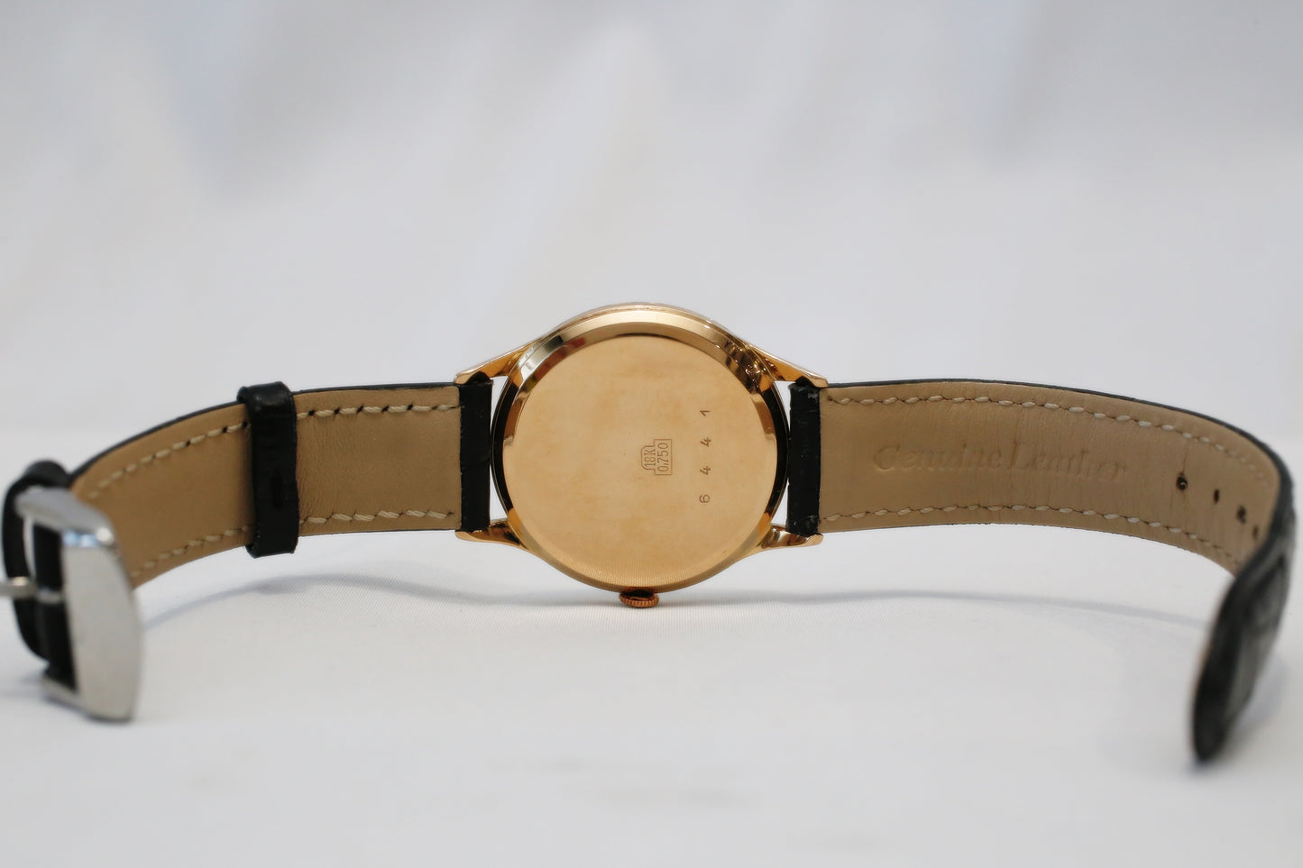 Vintage Universal Geneve 18k Yellow Gold Wrist Watch