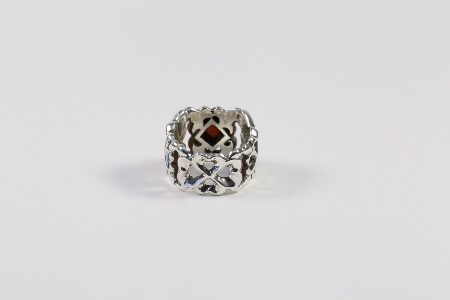 Sterling Silver Garnet Clover Cutout Ring, Size 11.75 - 20.1g
