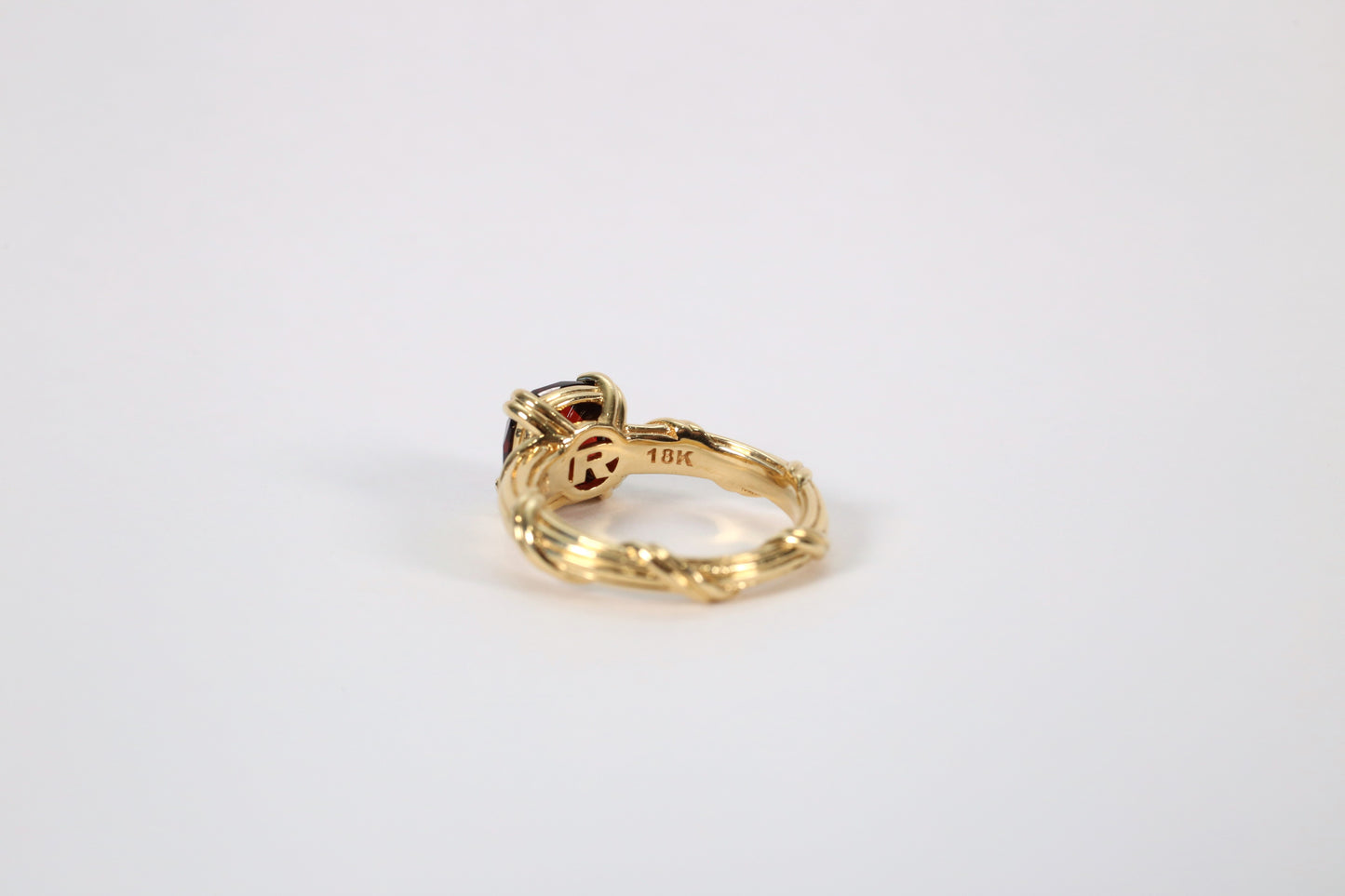 18k Yellow Gold Peter Thomas Roth Garnet Cocktail Ring, Size 10 - 11.9g