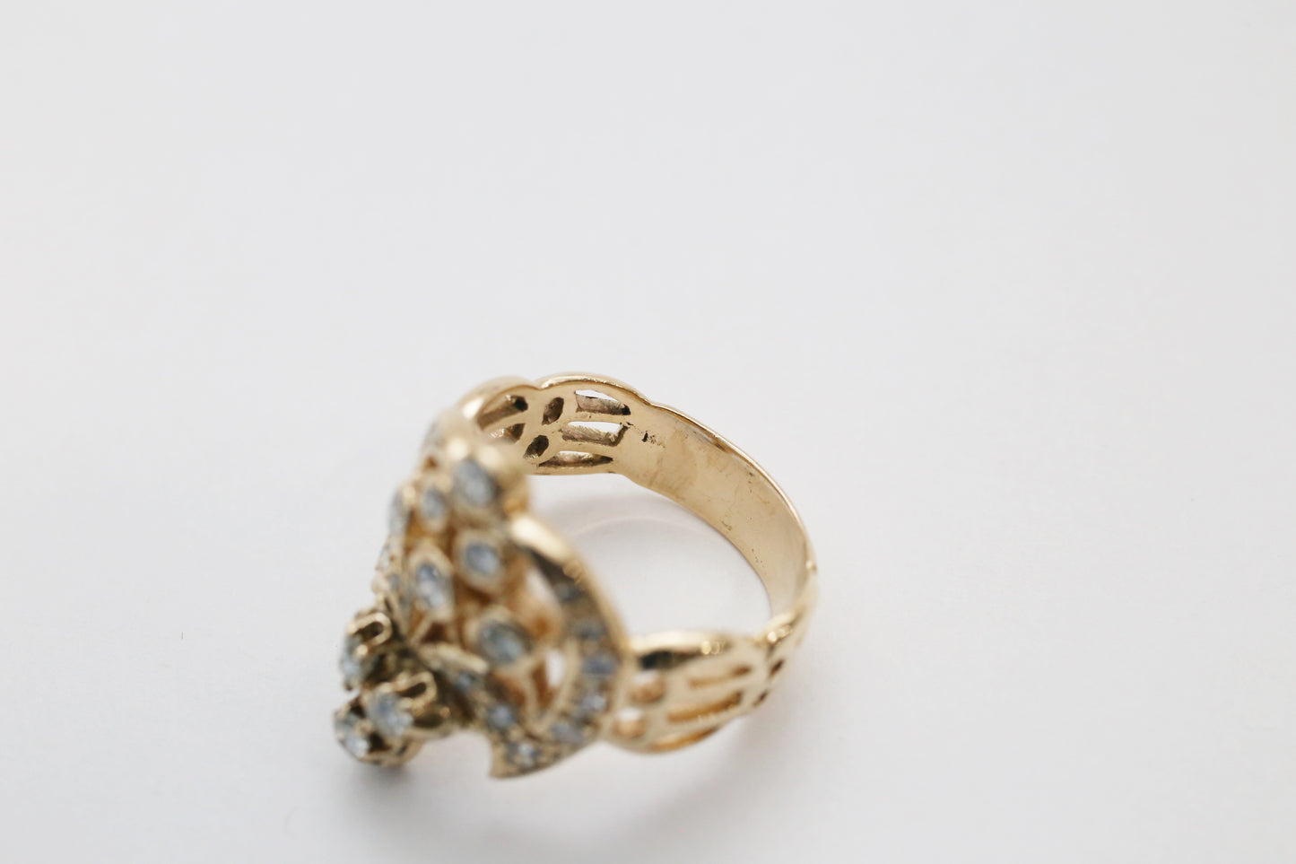 14k Yellow Gold Multi-Diamond Ring, Size 8.5 - 8.7g