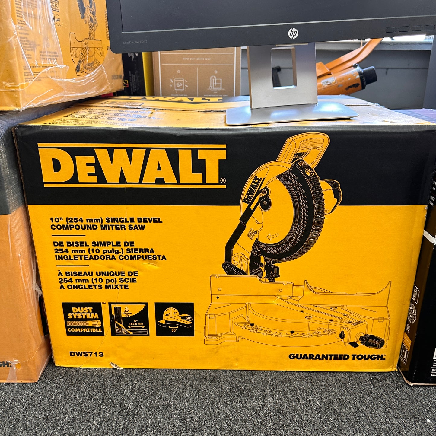 Dewalt DWS713 Miter Saw (PICK UP ONLY)