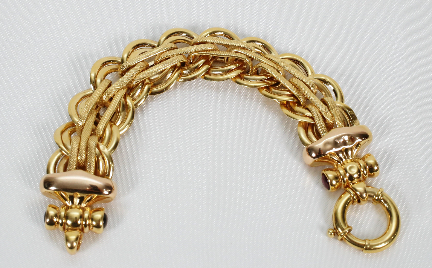 14k Yellow Gold Interlocked Round Link Garnet Bracelet, 8 inches - 39.7g