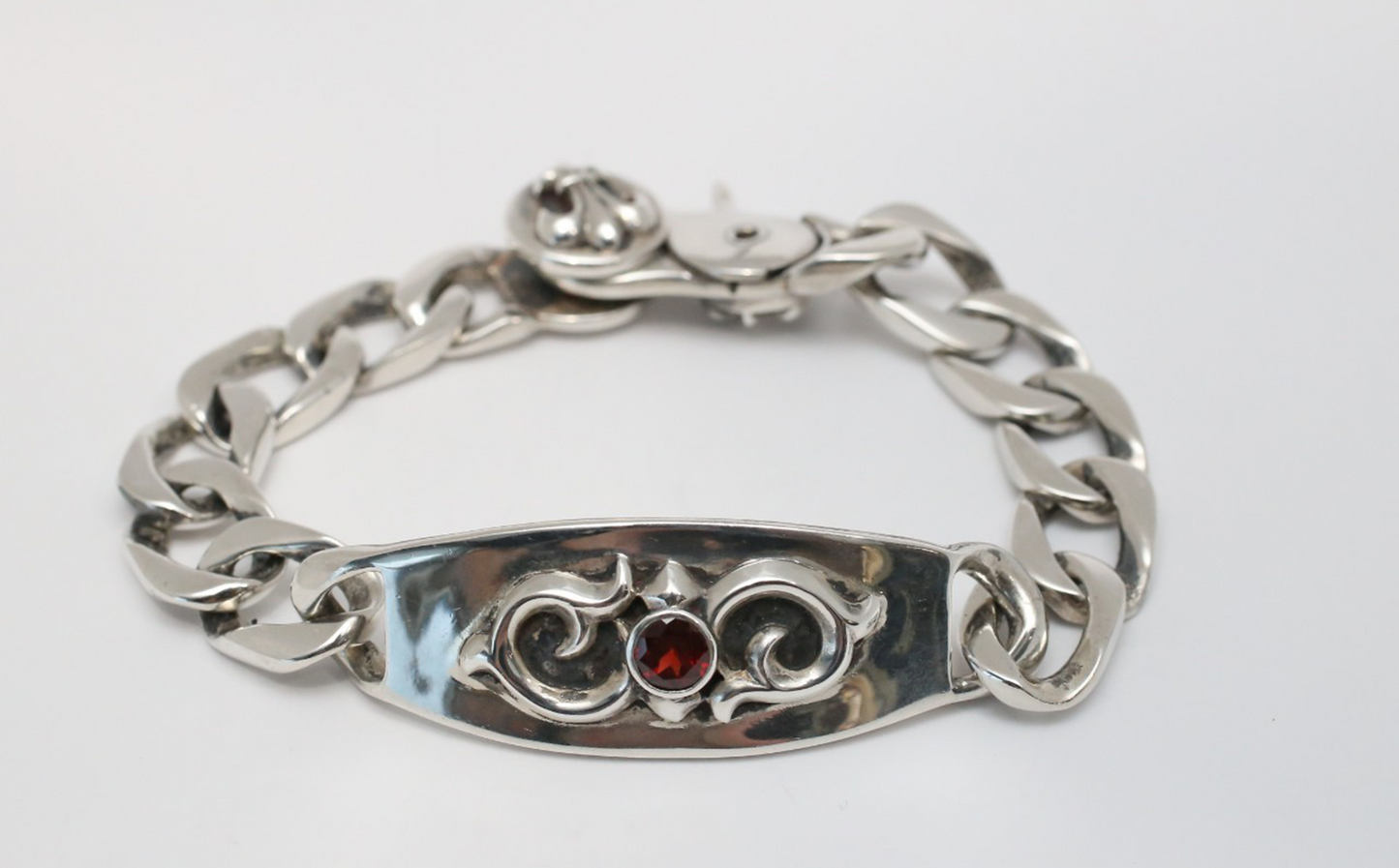 Sterling Silver Curb Link ID Motif Plate Bracelet, 8.5 inches - 69.3g