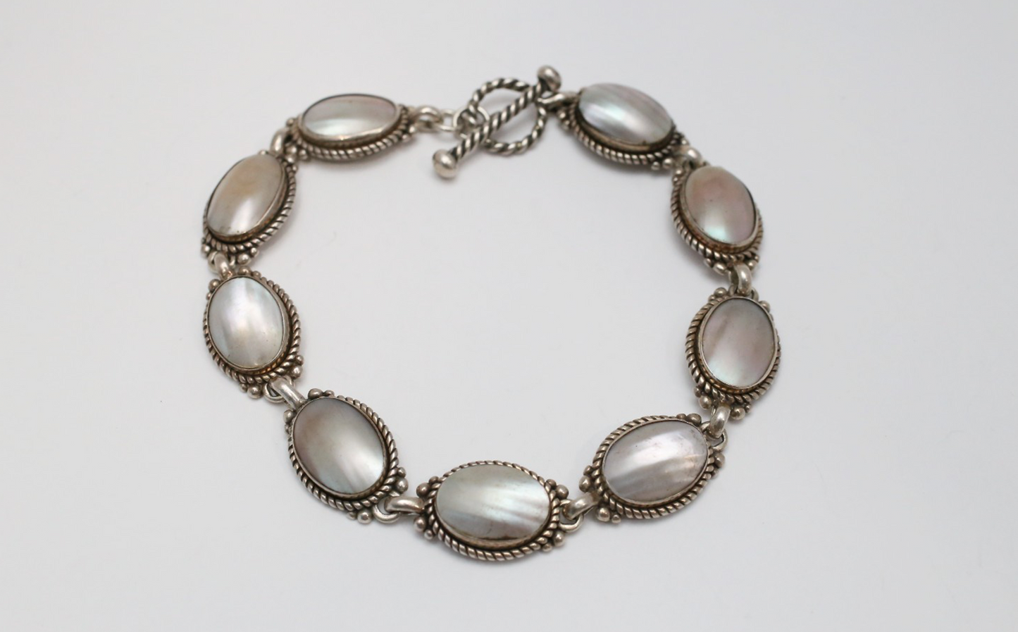 Sterling Silver Mother of Pearl Oval Link Bracelet, 9 inches - 24.7g