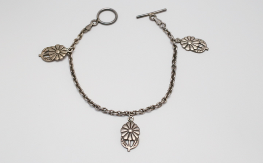 Vintage Sterling Silver Daisy Charm Bracelet, 7.5 inches - 10.3g