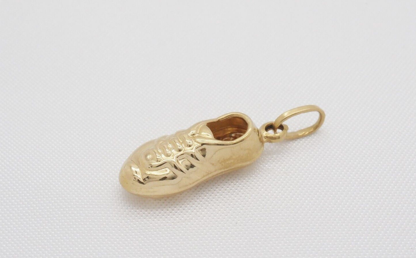 18k Yellow Gold Soccer Cleat Charm - 1.6g