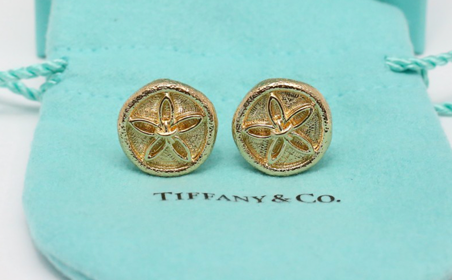 Tiffany & Co Schlumberger 18k Yellow Gold Sand Dollar Button Clip On Earrings, 15.2g