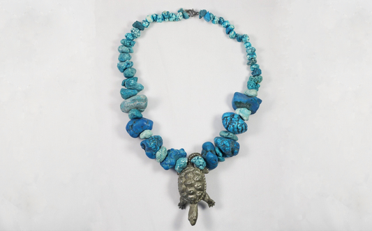 Vintage Turquoise Beaded Necklace with Cuter Pewter Turtle Pendant, 19.5 inches - 320.5g