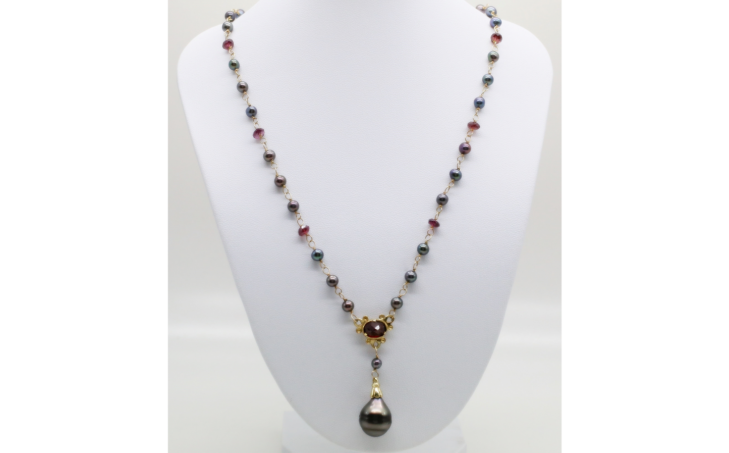 14k Yellow Gold Tahitian Pearl & Garnet Necklace, 18 inches - 12.3g