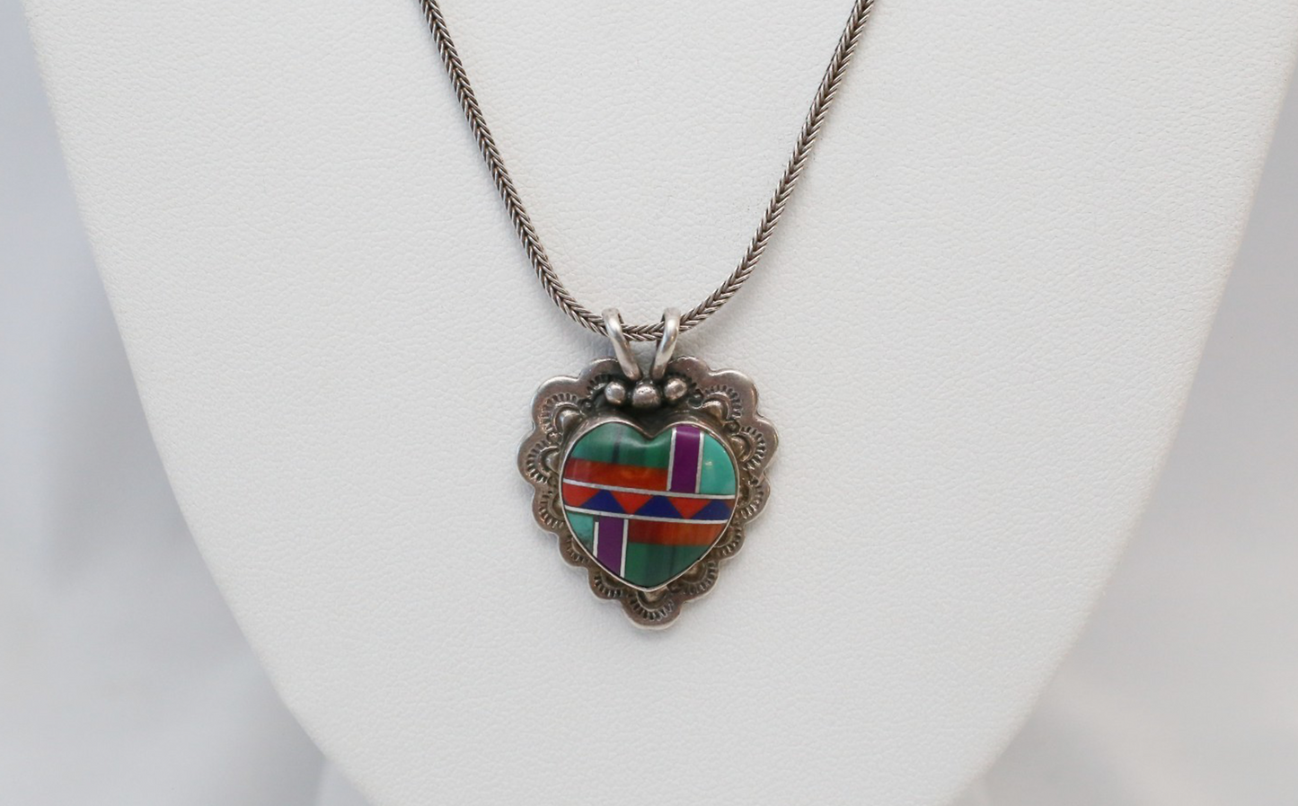 Vintage Sterling Silver Inlaid Heart Necklace, 16.5 inches - 11.0g