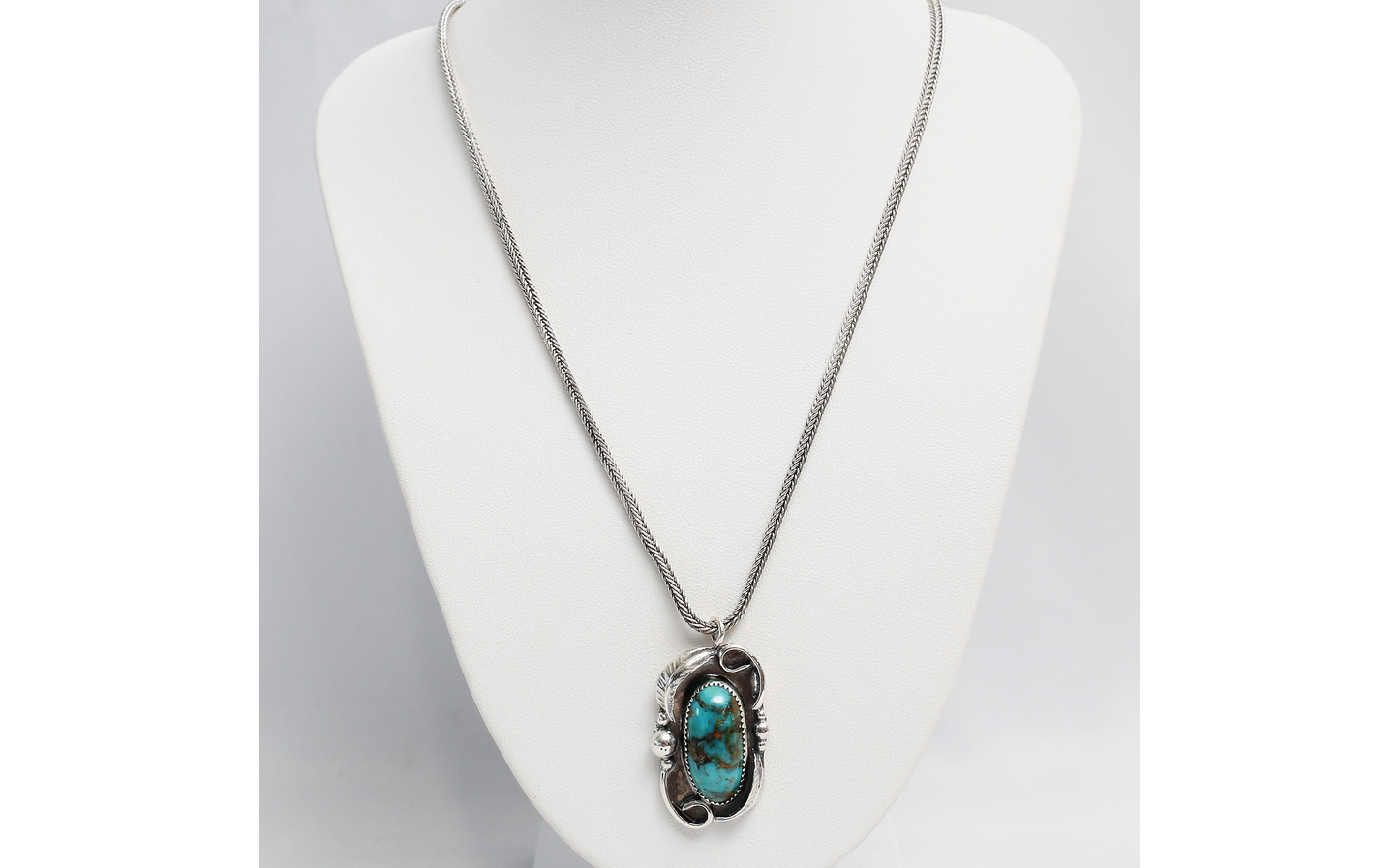 Sterling Silver Turquoise Necklace, 17 inches - 15.7g