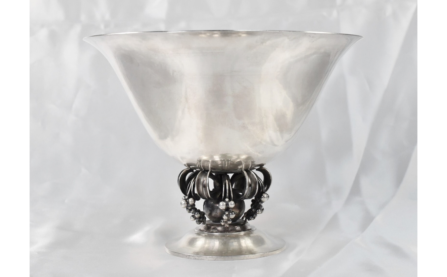 Vintage Georg Jensen Sterling Silver Bowl No. 775 by Harald Nielsen