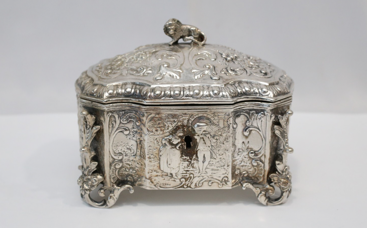 Antique Sterling Silver Esrog Box, 13.1 Oz