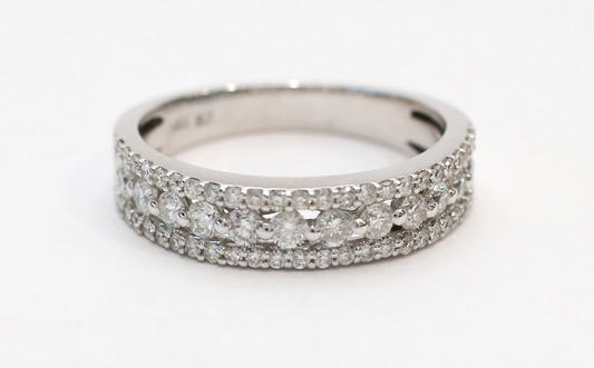 14k White Gold Diamond Band, Size 7 - 3.3g