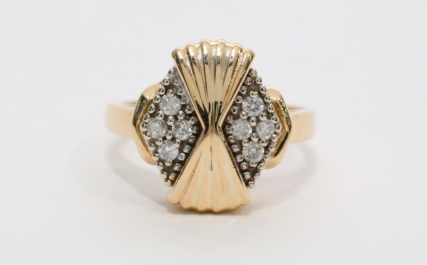 18k Yellow Gold Diamond Ring, Size 6.25 - 5.2g