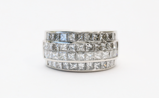 Platinum Multi-Diamond Ring, Size 6 - 17.9g