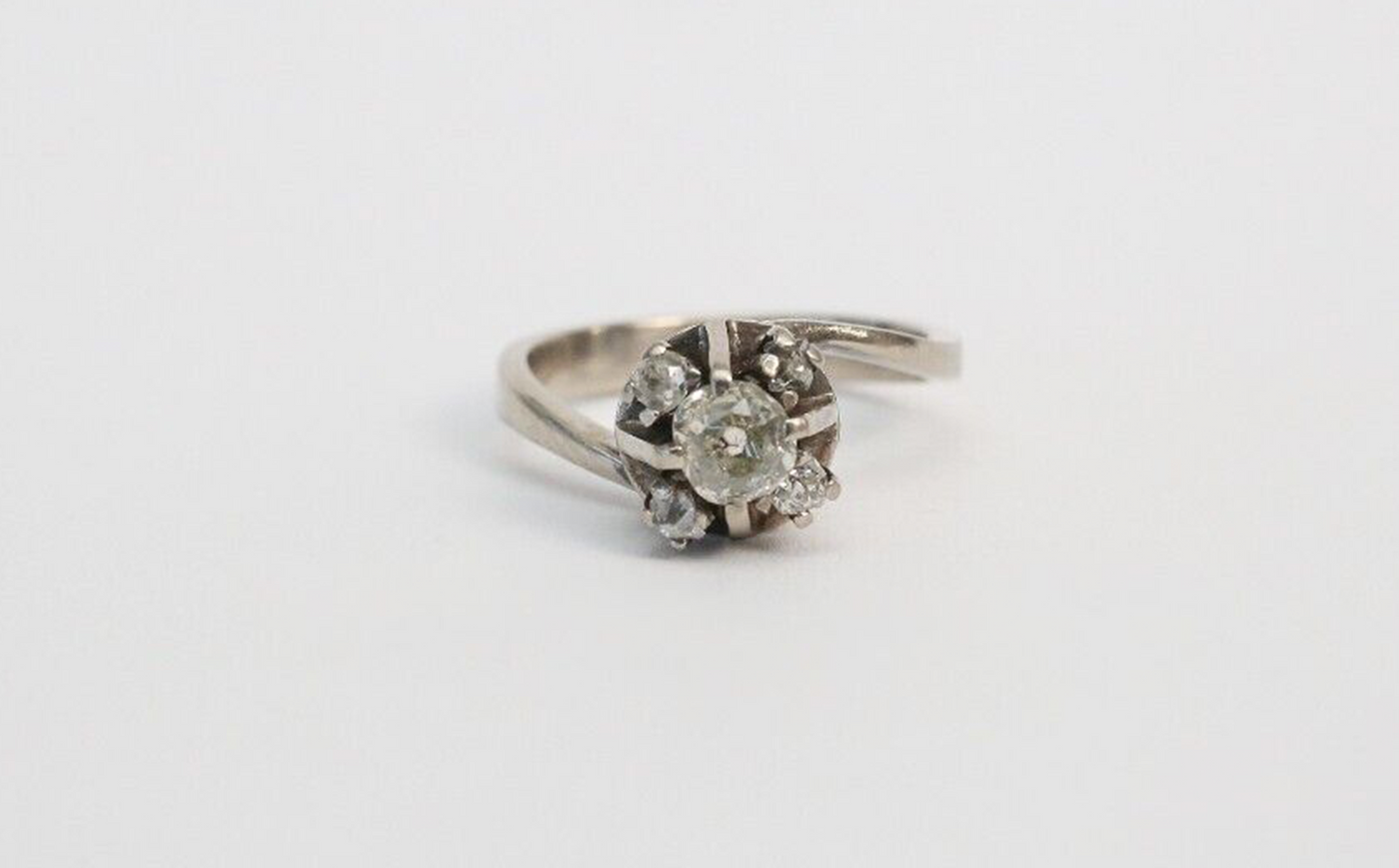 Vintage 18k White Gold Rose Cut Diamond Ring, Size 7 - 4.7g