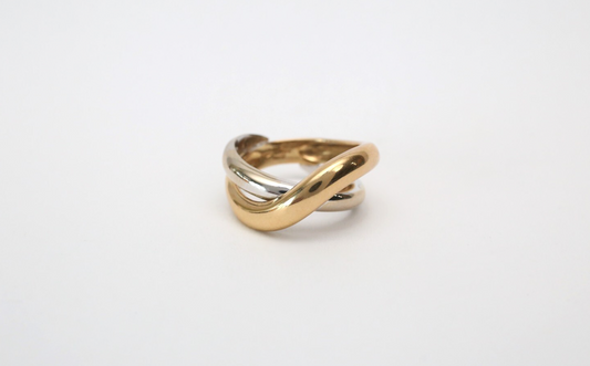 Eleganza 18k Yellow & White Gold Crossover Ring, Size 7.5 - 8.2g