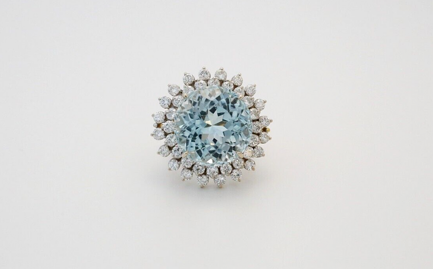 18k Gold Aquamarine & Diamond Cocktail Ring, Size 7 - 20.6g