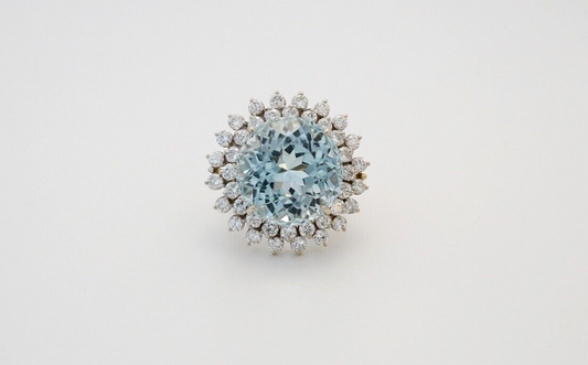 18k Gold Aquamarine & Diamond Cocktail Ring, Size 7 - 20.6g