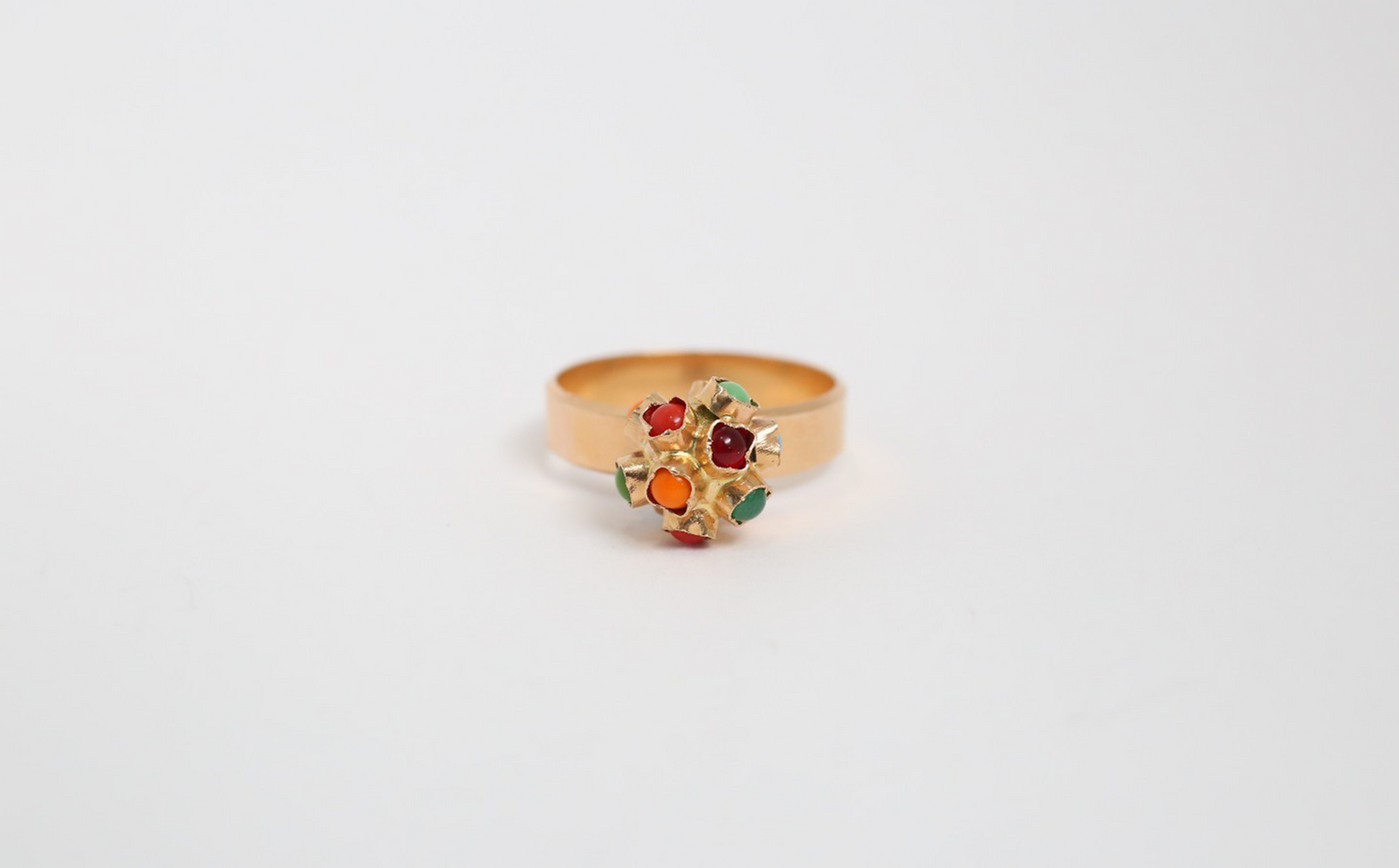 19.2k Portuguese Gold Multi-Stone Ring, Size 8.5 - 4.8g