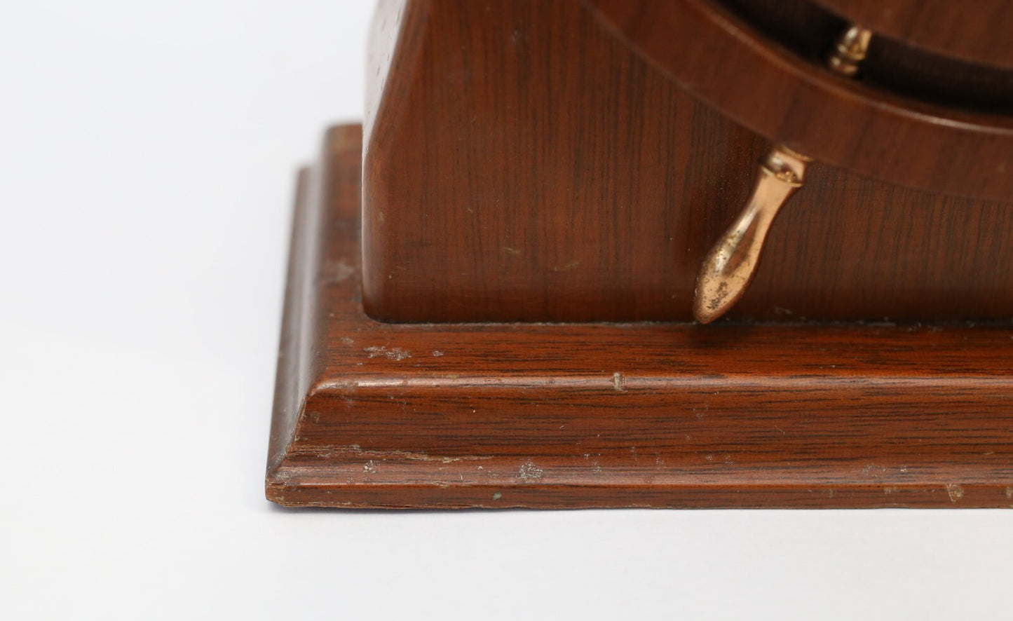 Seth Thomas Helmsman Ship's Wheel Electric Clock