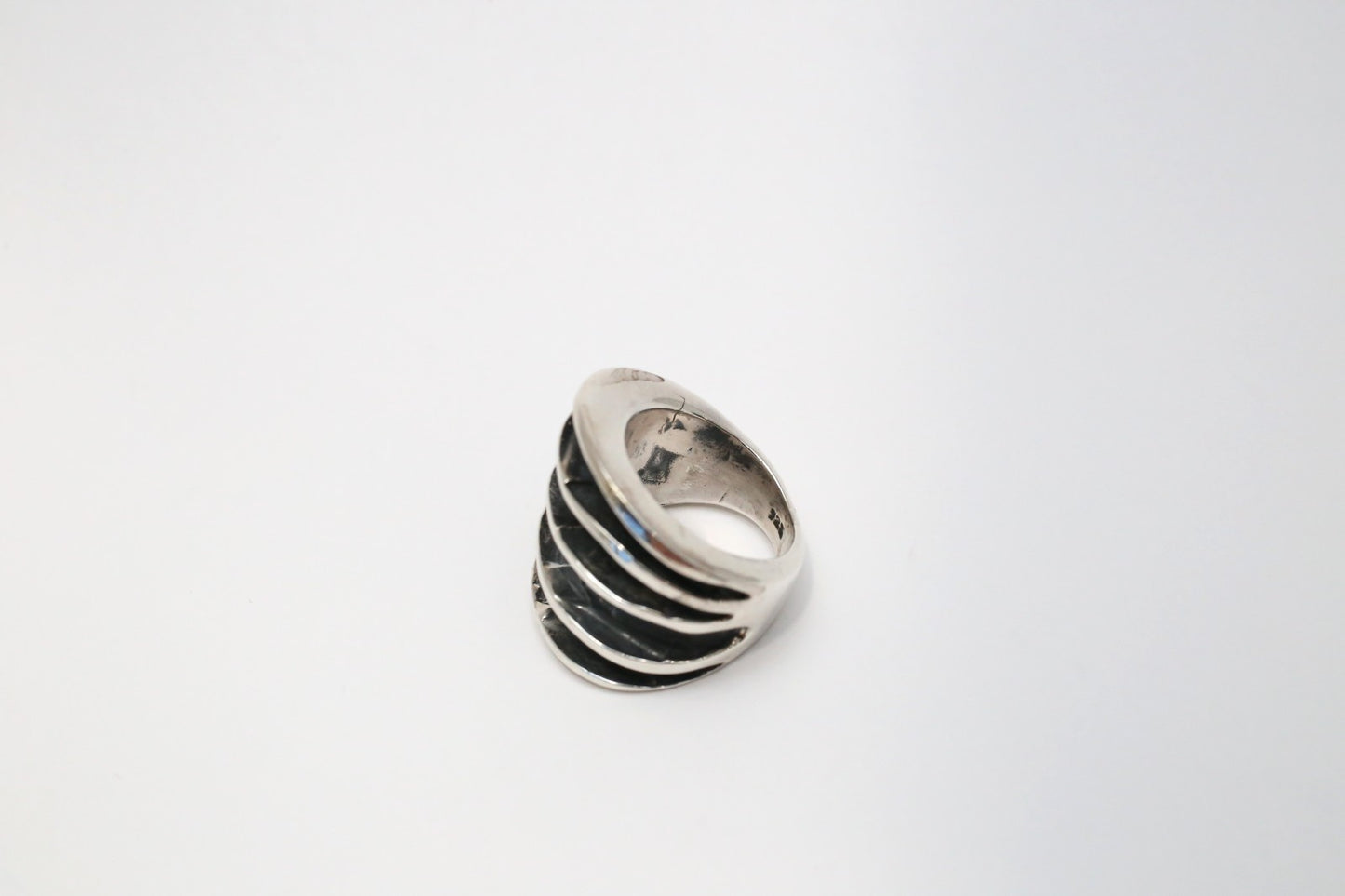 Sterling Silver Ribbed Ring, Size 6 - 15.7g