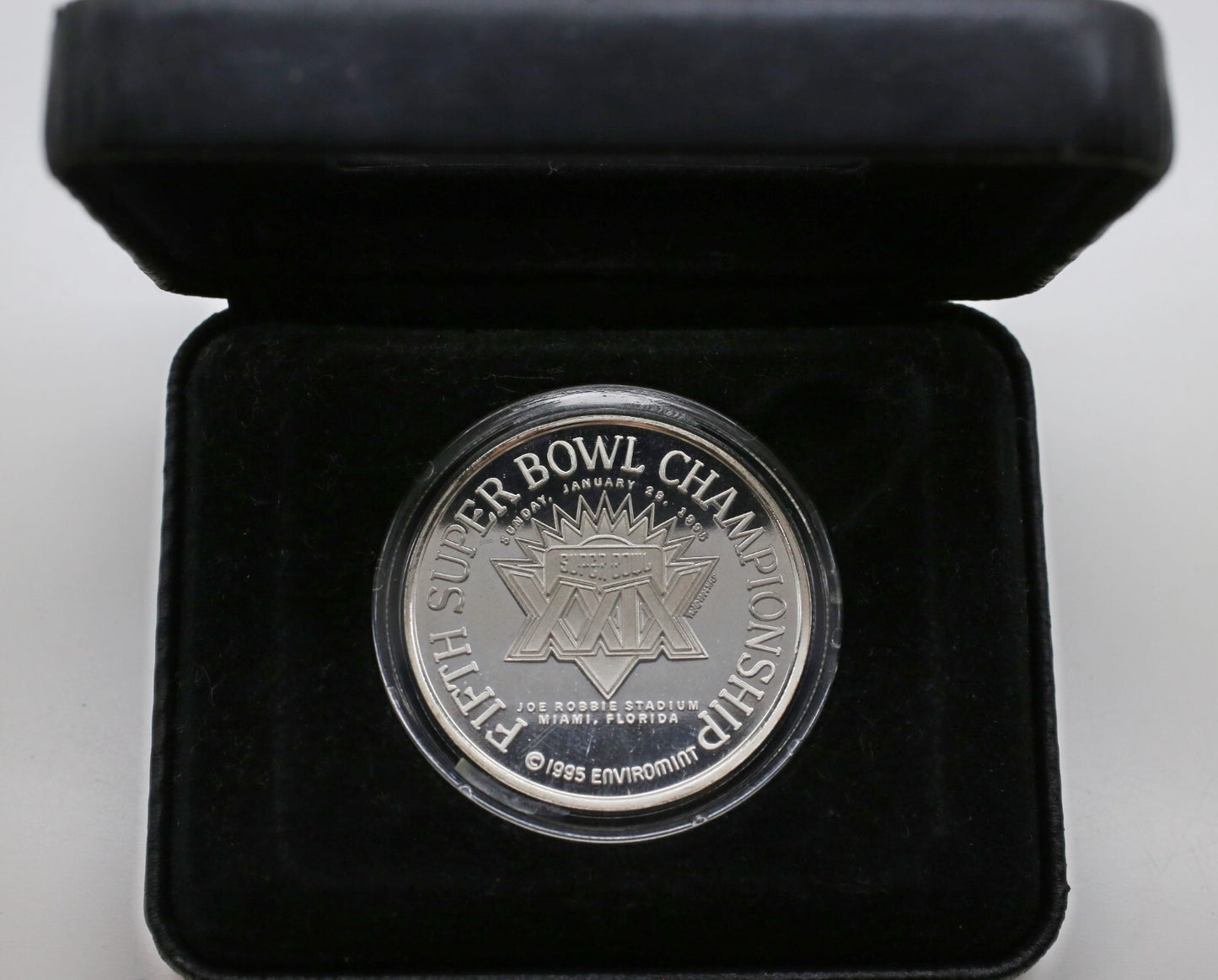 1995 Super Bowl XXIX Champions SF 49ers 1oz .999 Pure Silver Coin