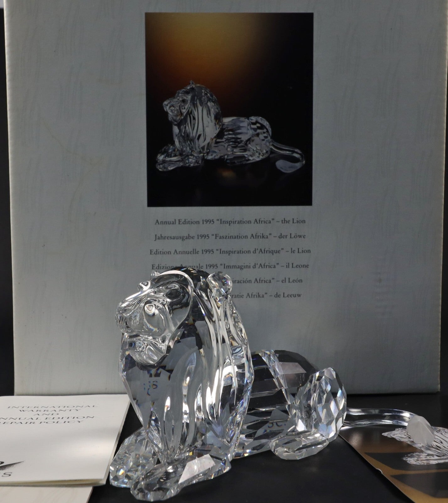 Swarovski SCS185410 Annual 1995 "Inspiration Africa - The Lion Figurine